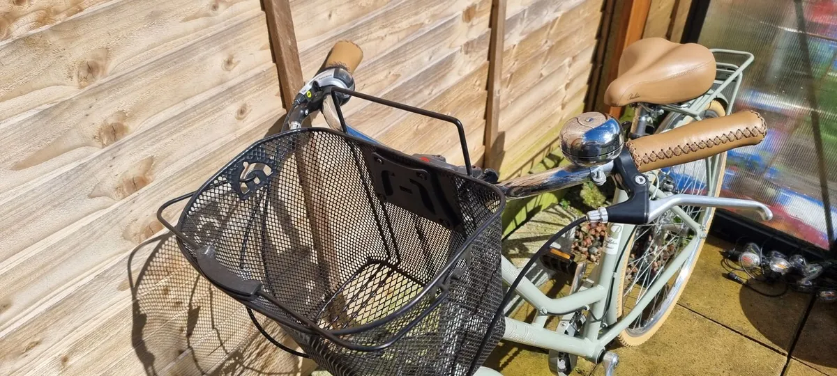 Pendleton Somerby Classic Dutch Style Bike - Image 3