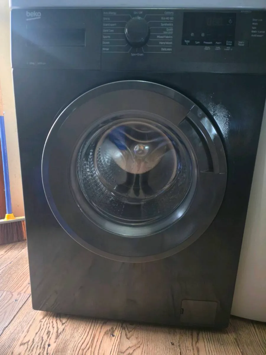 Beko 10 kg washing machine - Image 1