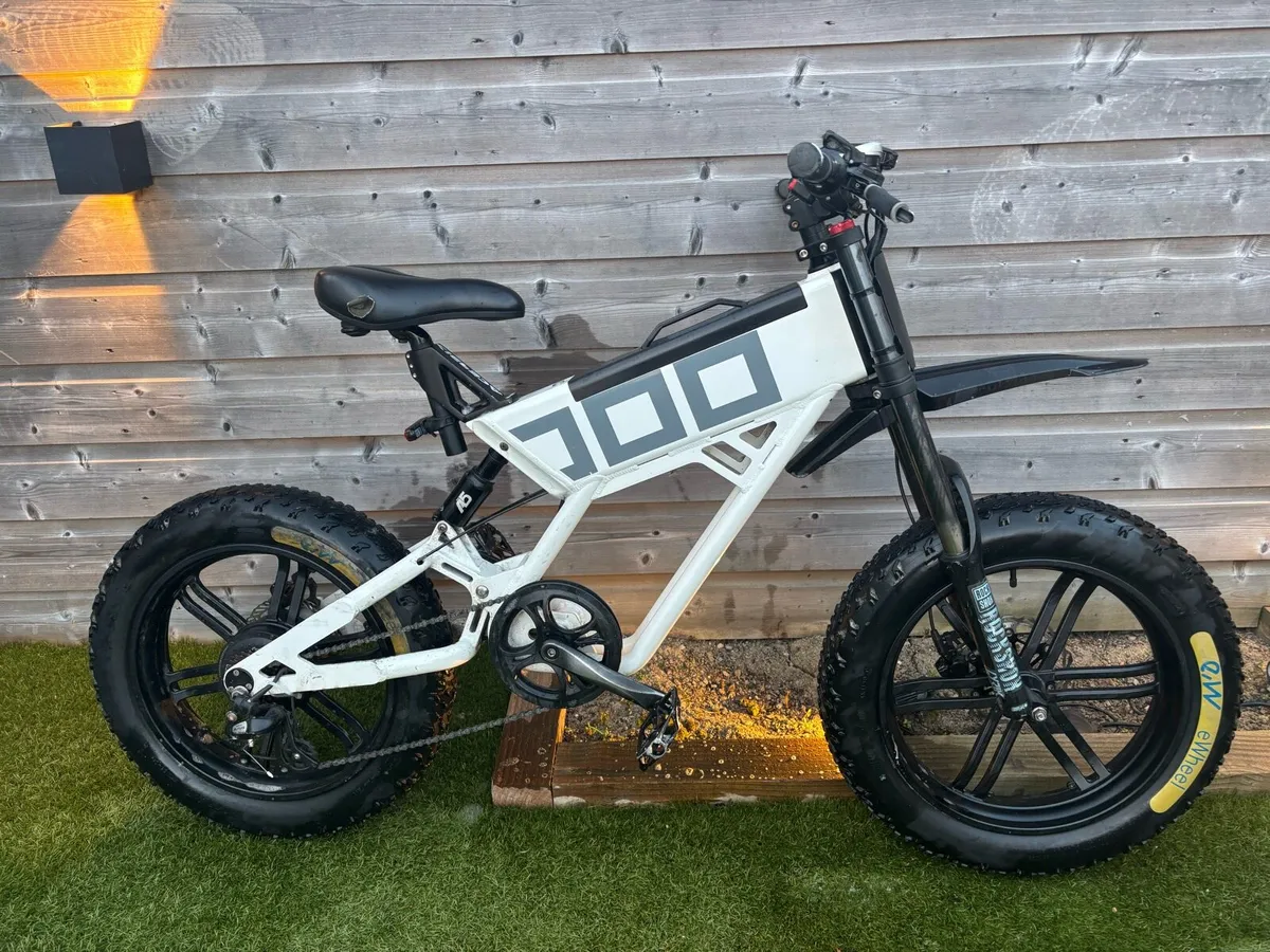 kugoo T01 e-bike - Image 1