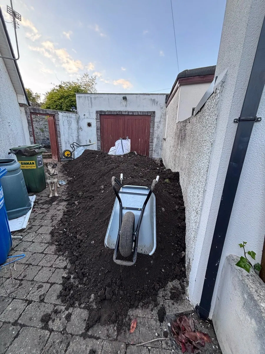 FREE: 12-15 TONNES TOPSOIL - COLLECTION ONLY - Image 2
