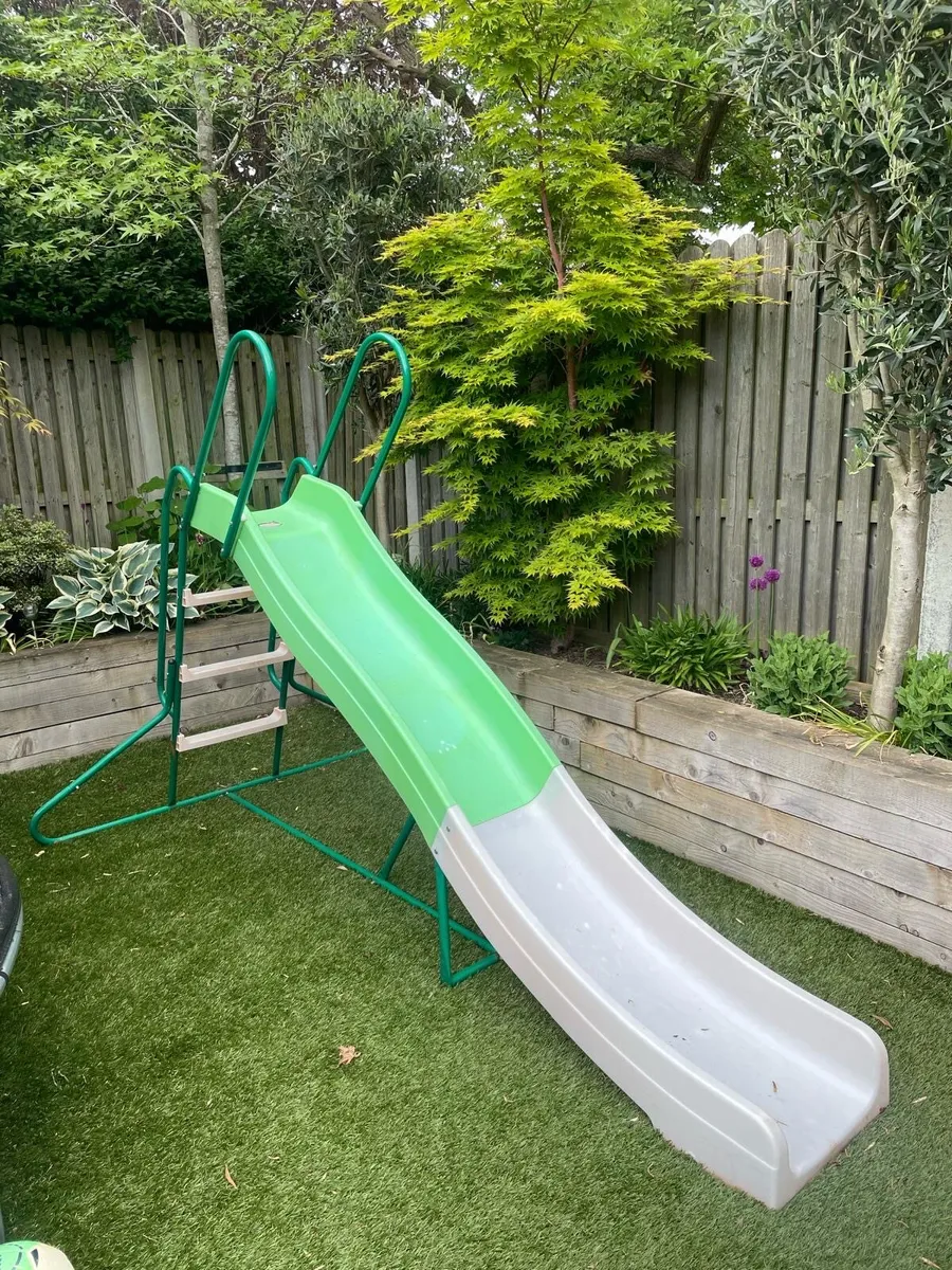 Children’s slide - Image 1