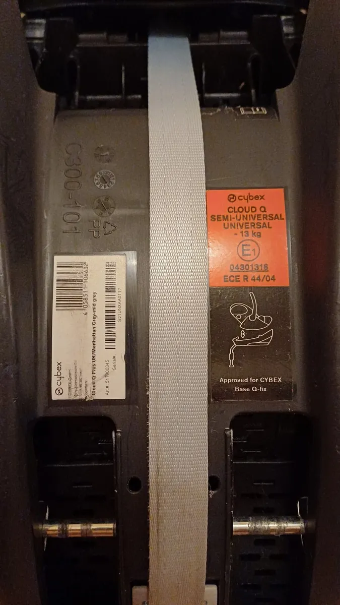 Car seat Cybex cloud Q plus + Isofix base - Image 2