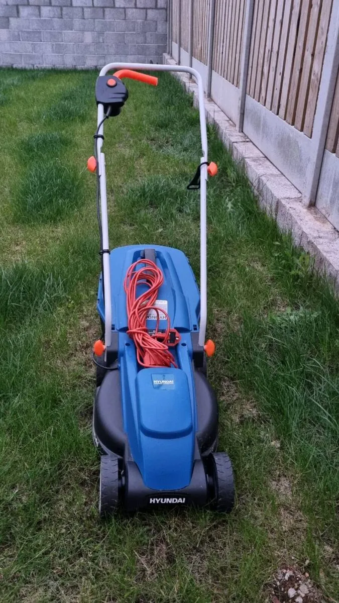 Hyundai Lawnmower - Image 3