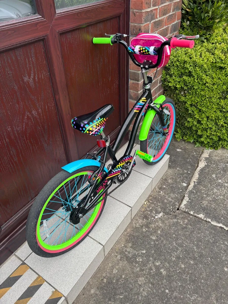 Girls bike - Image 3