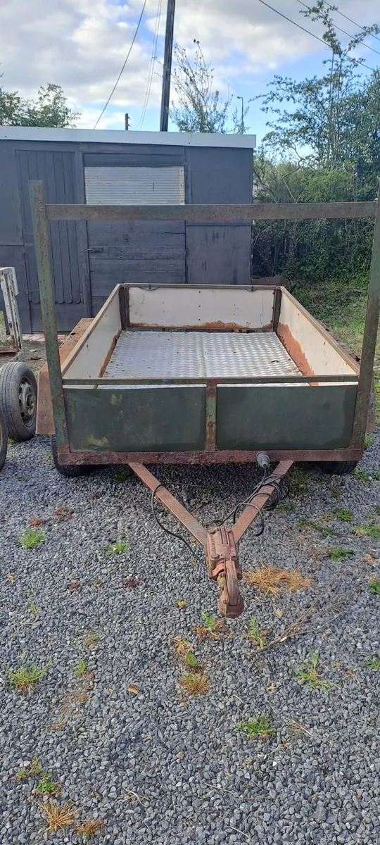 Trailer - Image 2
