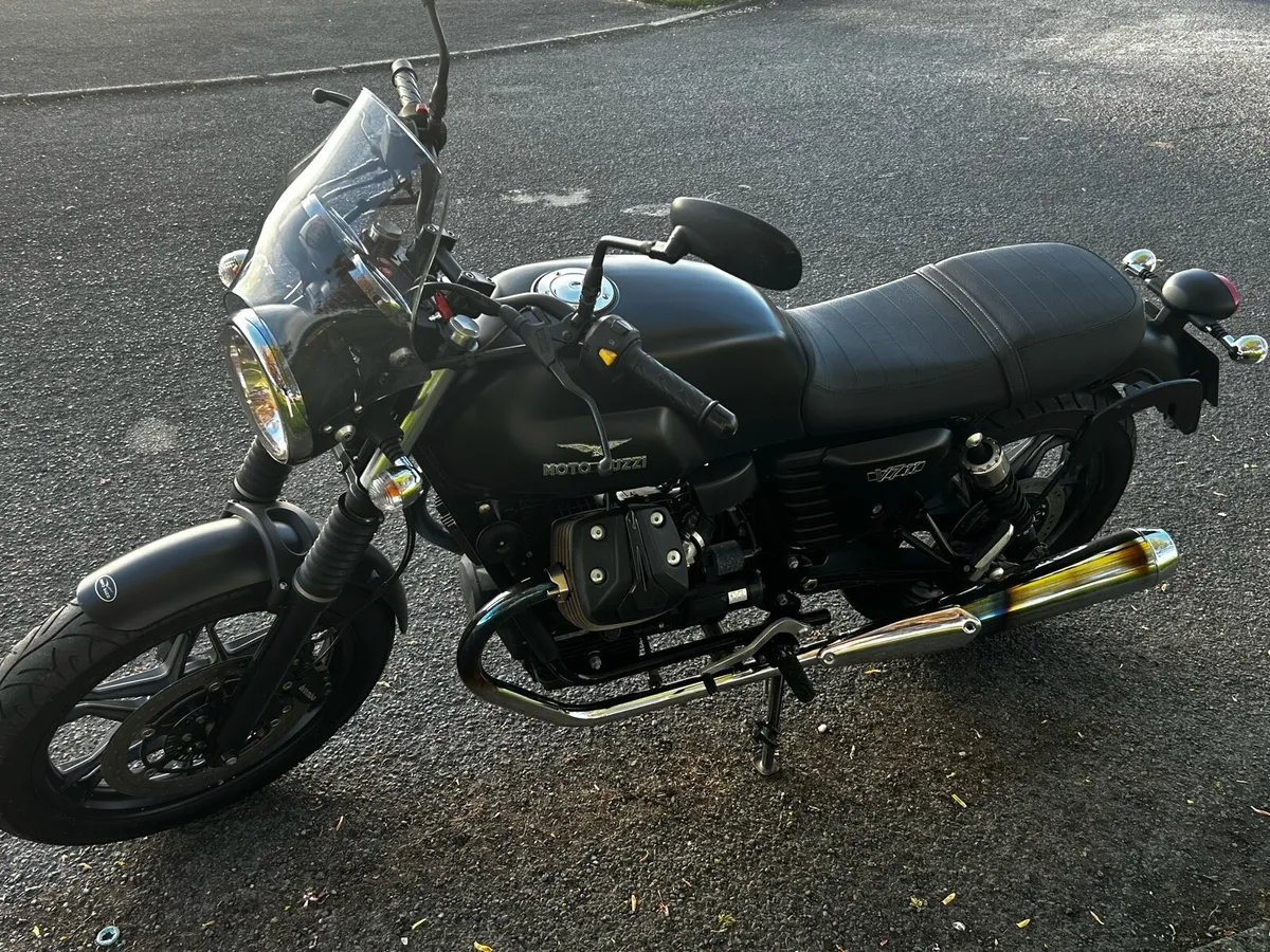 Moto guzzi V7 stone 2015 - Image 2