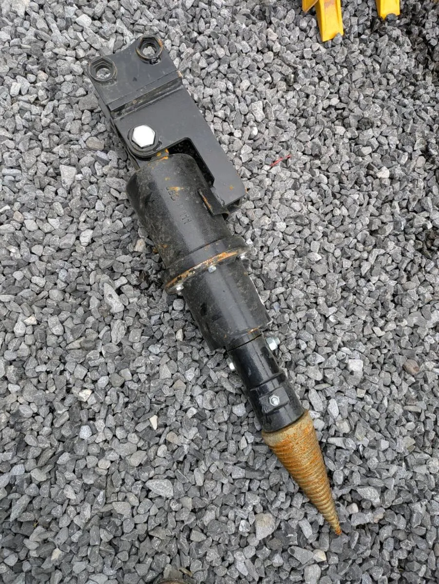 Log splitter, stump remover - Image 1