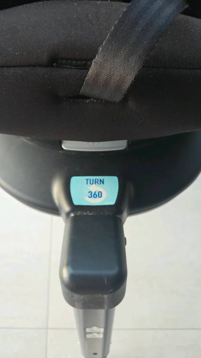Graco 360 spin Isofix base - Image 2