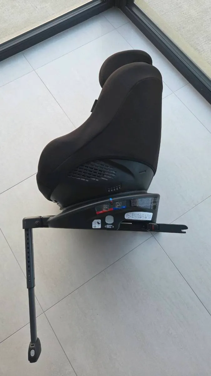 Graco 360 spin Isofix base - Image 4