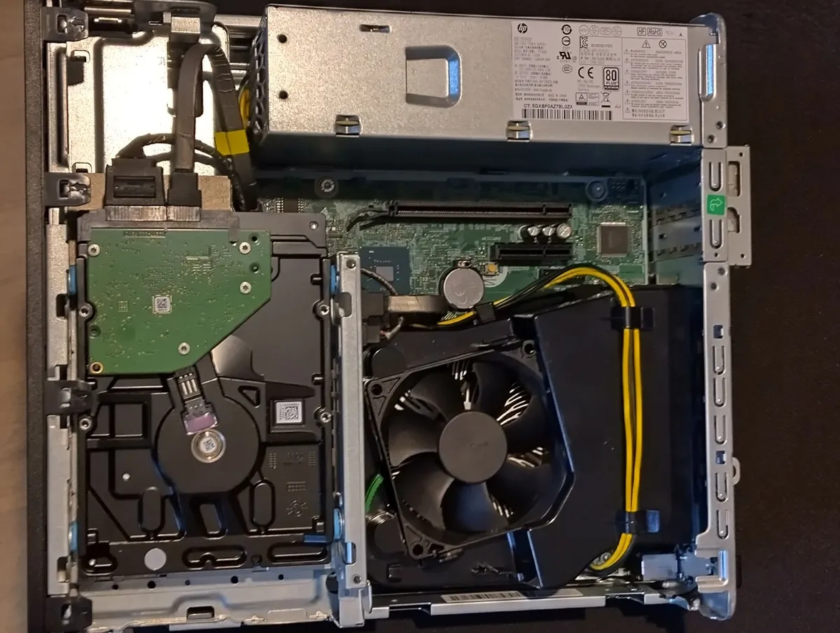 HP ProDesk 600 G4 SFF (i5 8th Gen) and power cable - Image 3