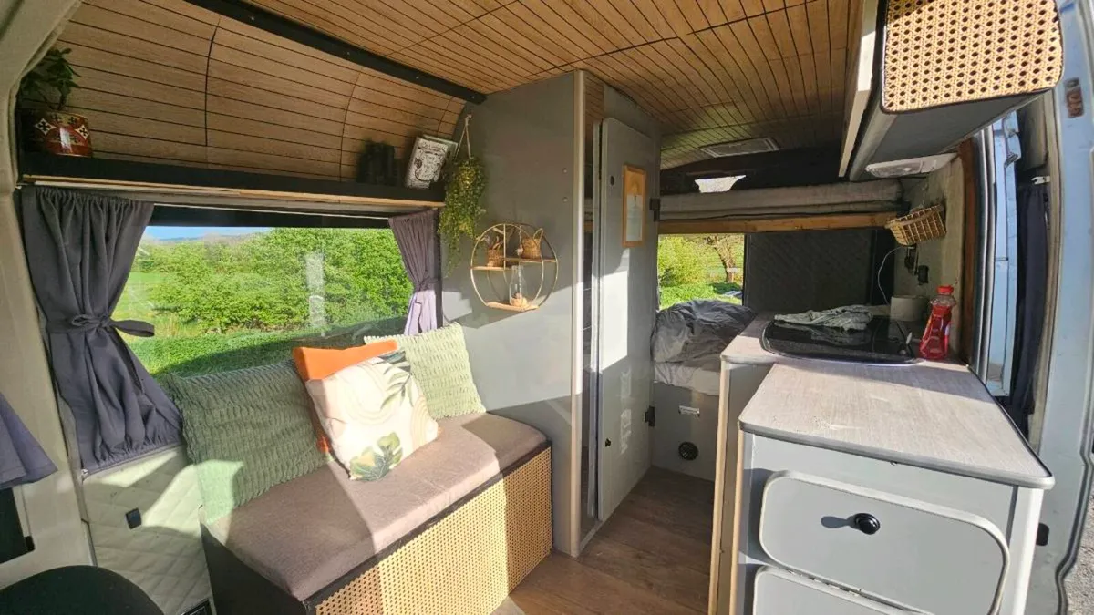 Citreon Relay 4 berth Off-grid Campervan - Image 2