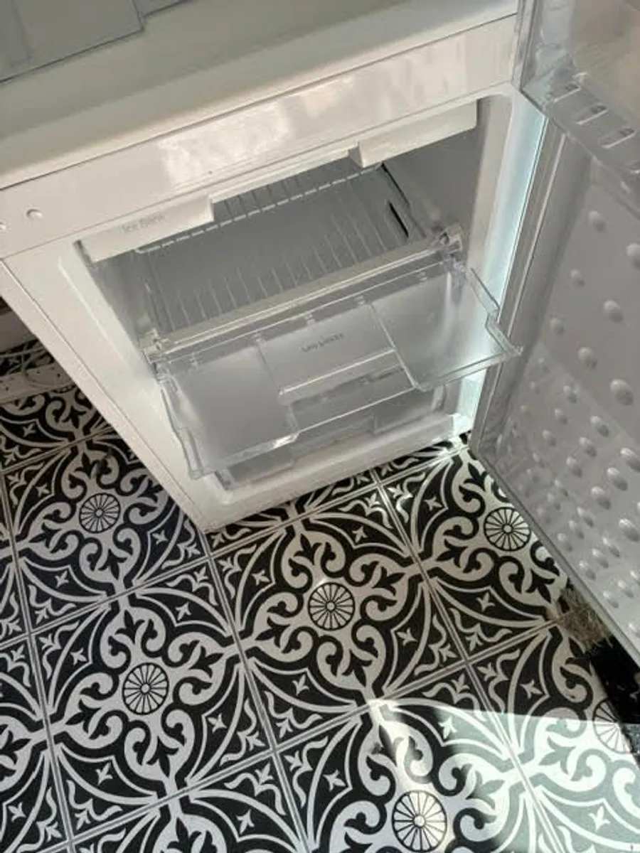Beko Fridge Freezer - Image 3