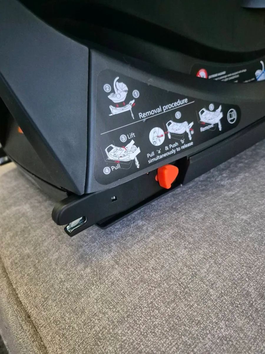 Egg two car seat - Image 3