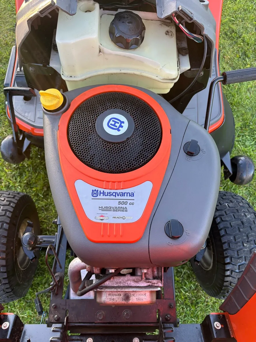 Husqvarna TC 138 Ride on mower - Image 2