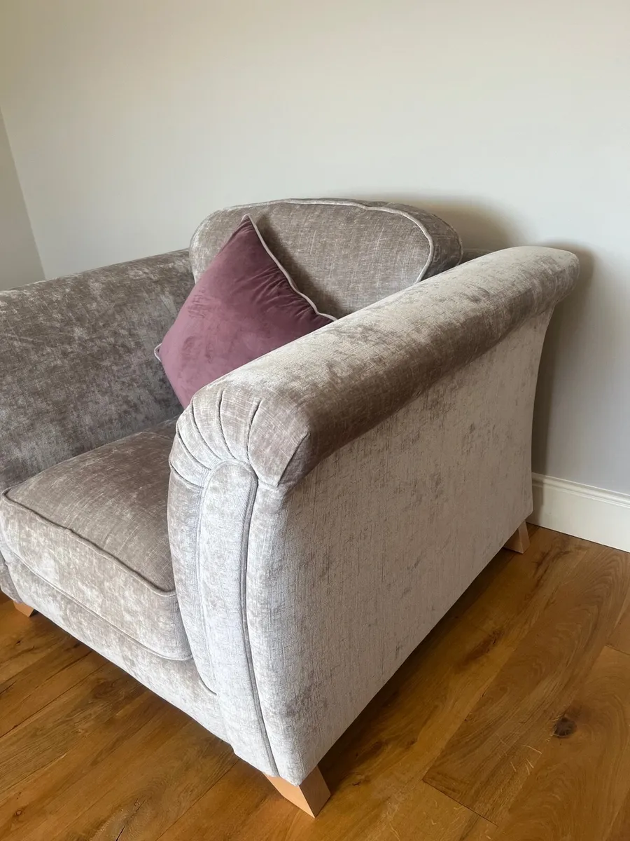 BNWT Armchair - Image 3