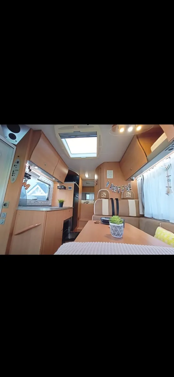 Camper - Image 3
