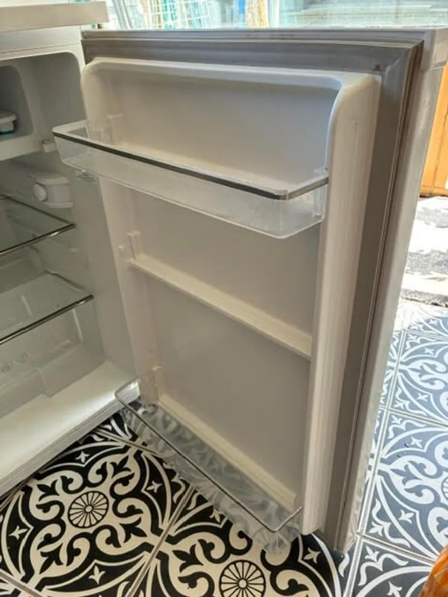 Fridge - Image 2
