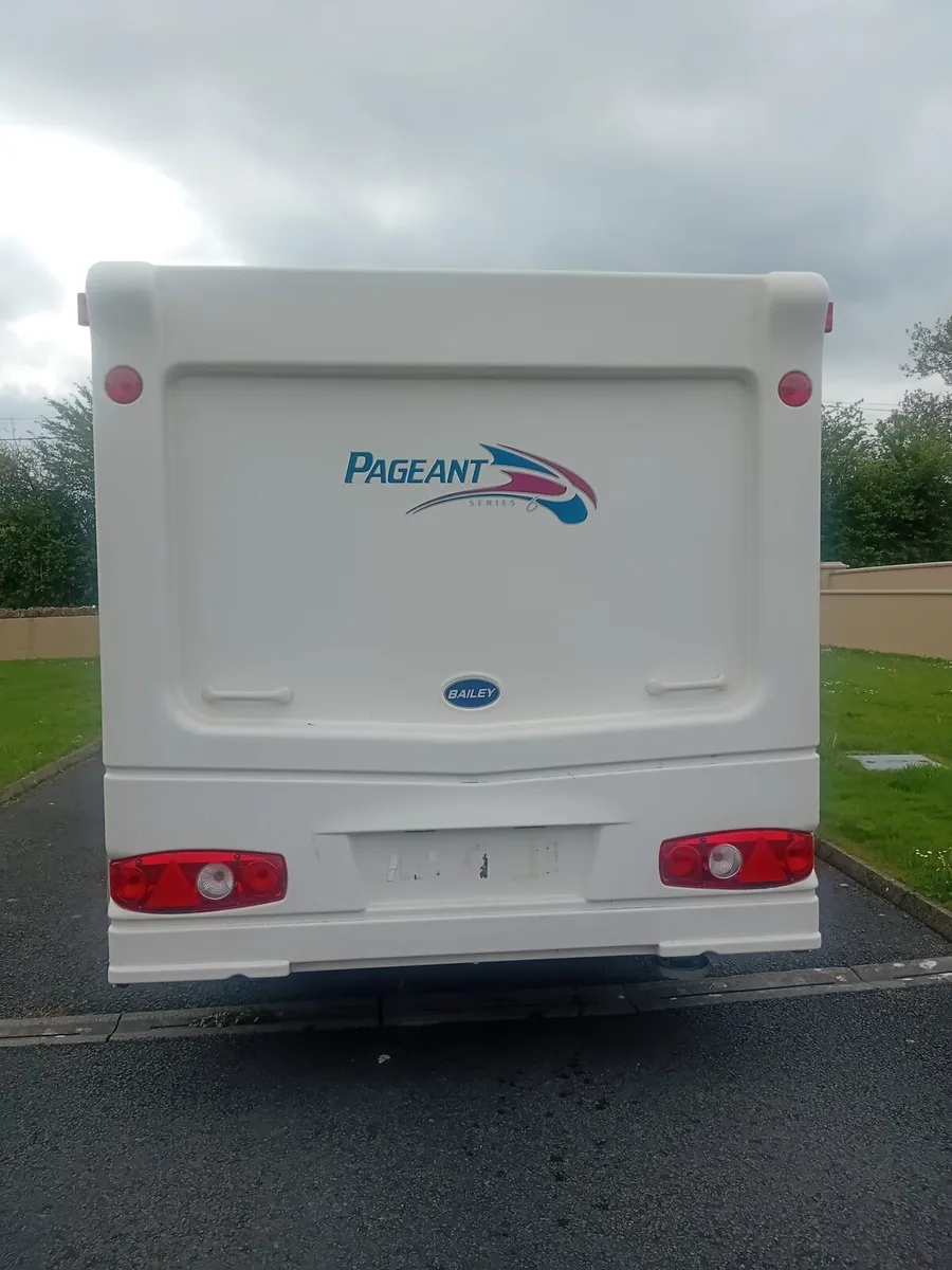 BAiLEYPAGEANT Caravan 4 berth in great condition!! - Image 3