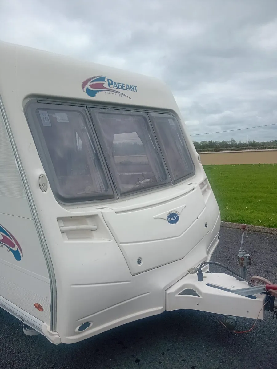BAiLEYPAGEANT Caravan 4 berth in great condition!! - Image 4