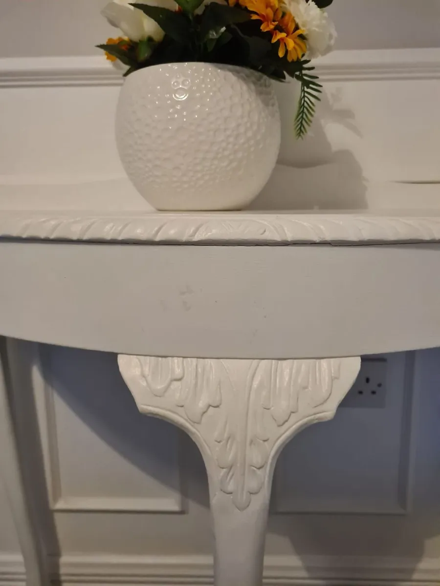 Half moon vintage hall table - Image 3
