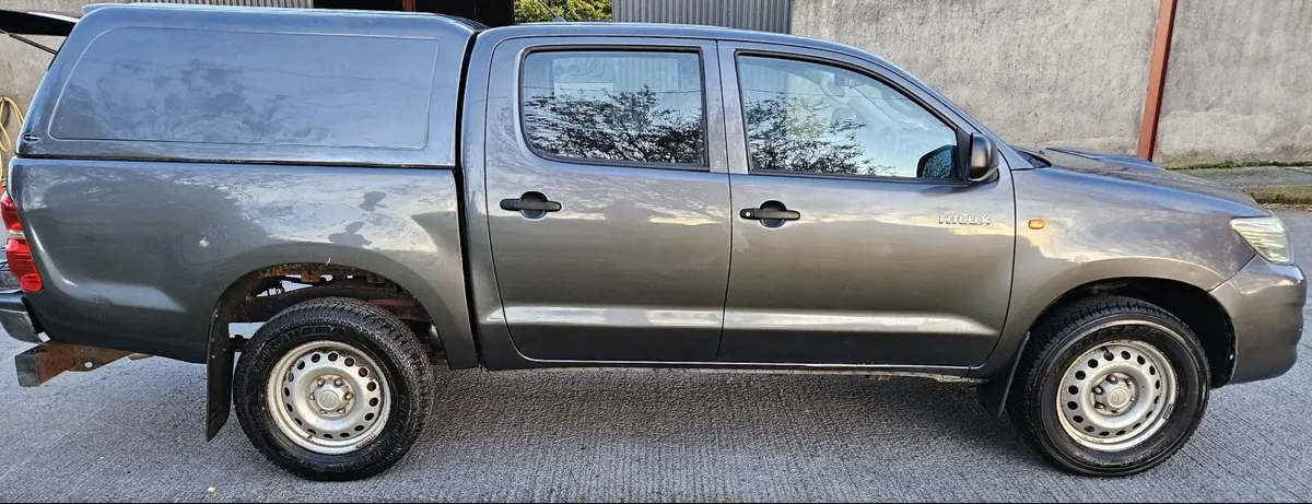 Toyota Hilux 2014 - Image 1