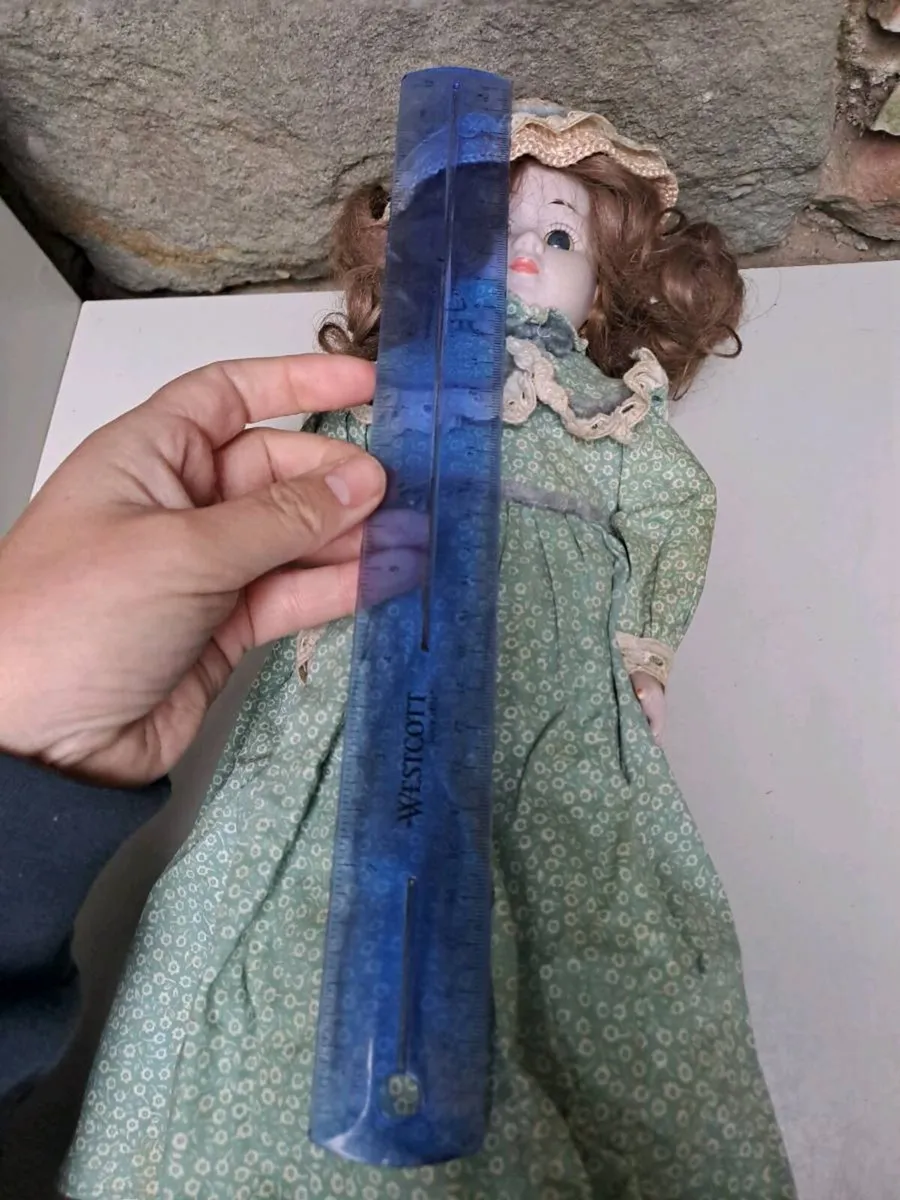 Vintage porcelain doll free - Image 4