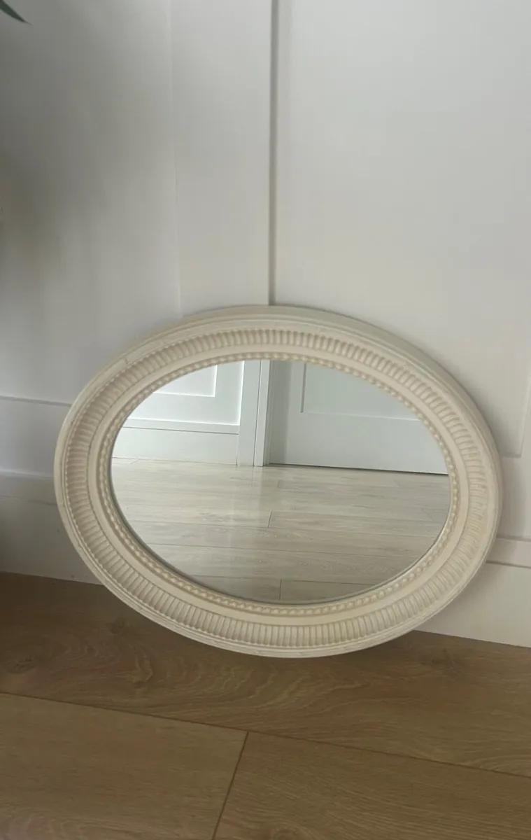 Cream painted mirror - Image 3