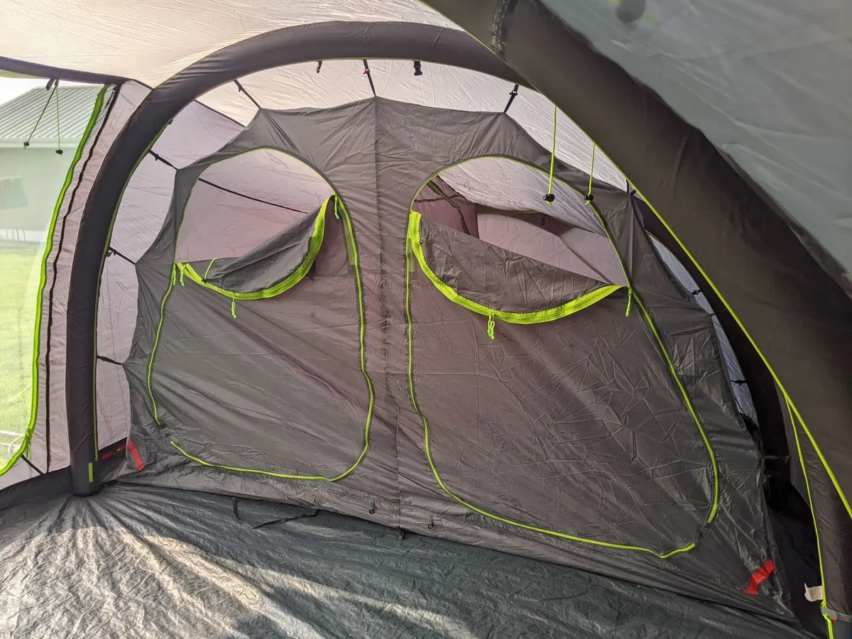 Tent - Image 3