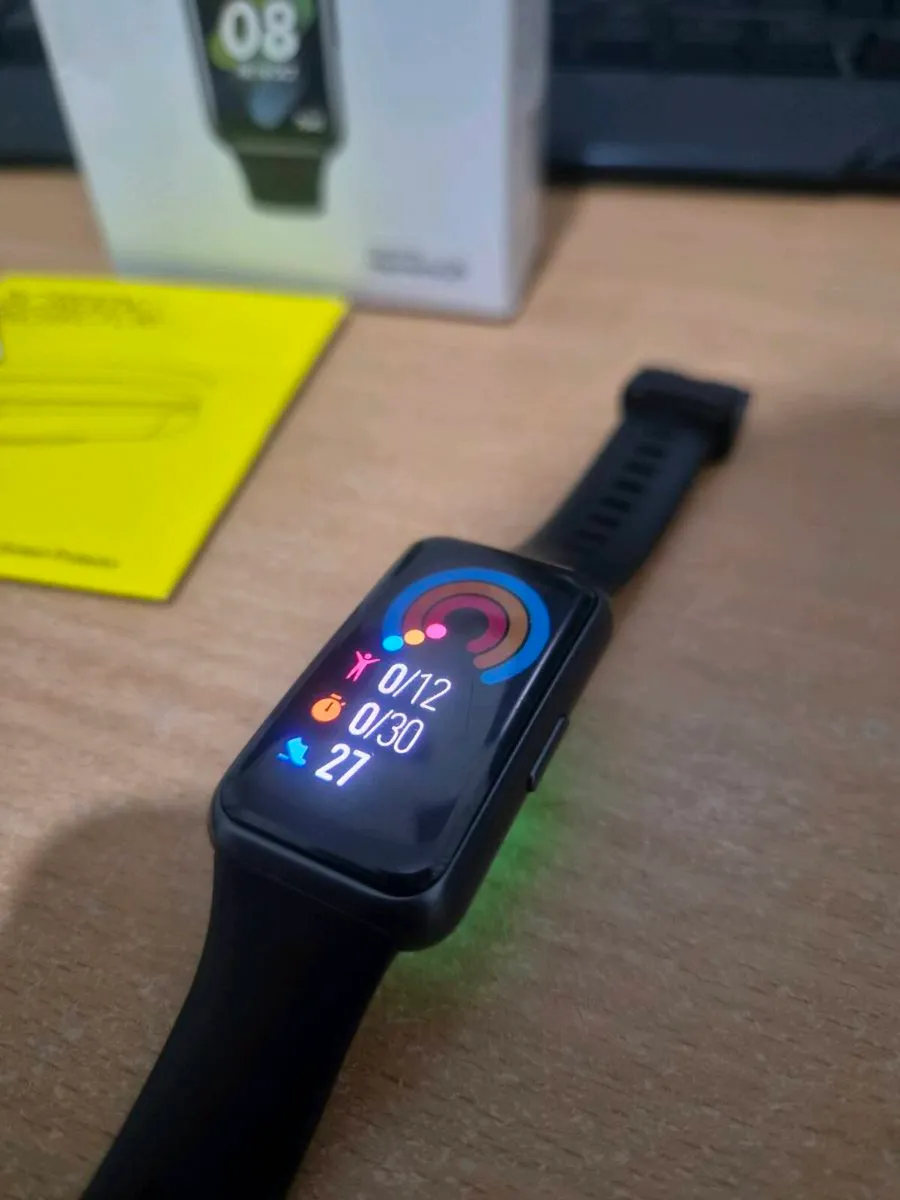 Huawei Band 7 - Mint Condition + Full Accessory Bu - Image 4