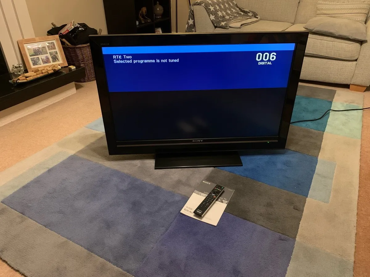 Sony Bravia LCD 40” - Image 1