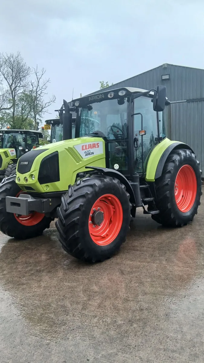 Claas Arion 420 cis - Image 1