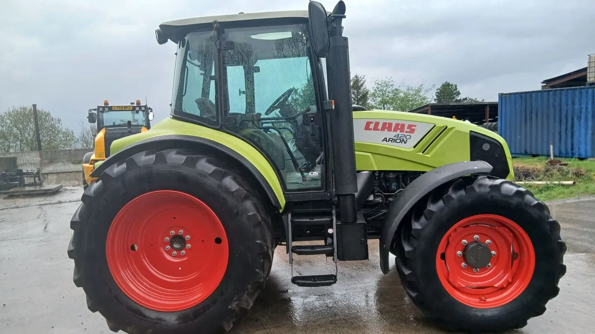 Claas Arion 420 cis - Image 4