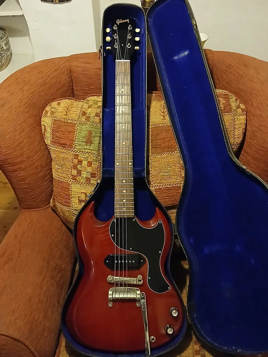 1960s Gibson Guitar - Image 1