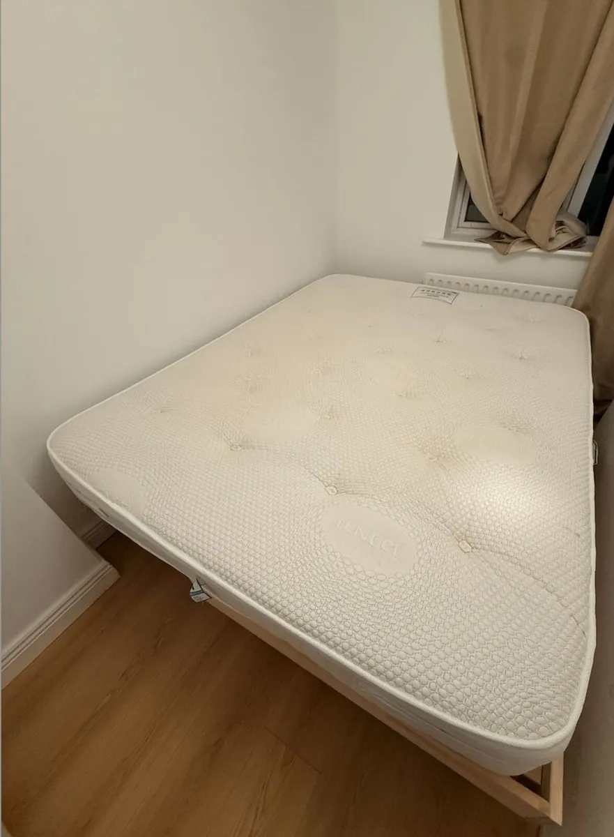 [Excellent Condition] King Size Mattress - Image 1
