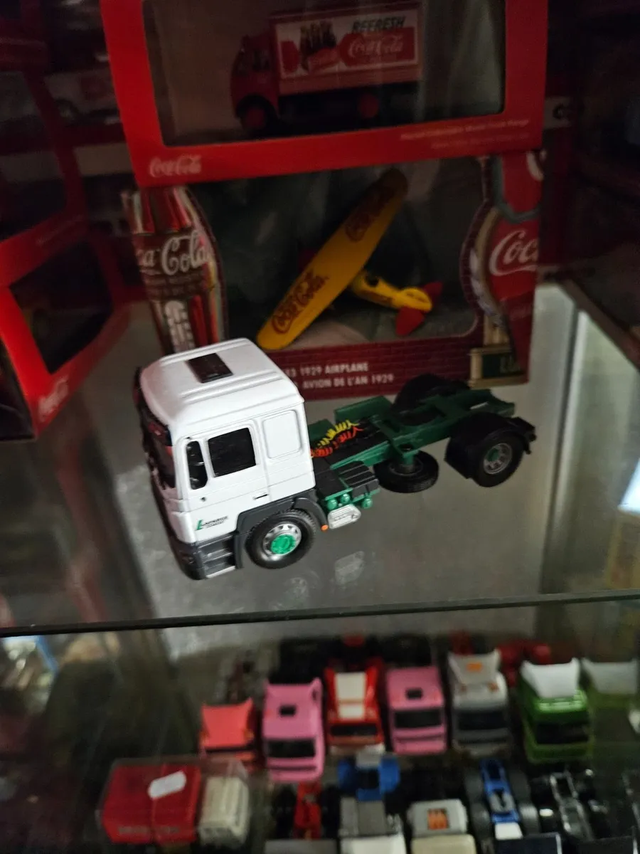 Corgi MAN Tractor Unit - Image 3