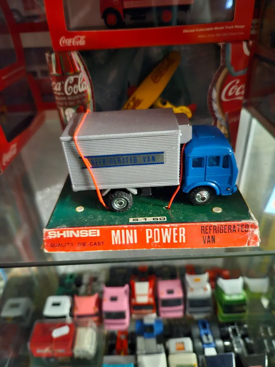 Corgi Minipower Mercedes Truck - Image 1