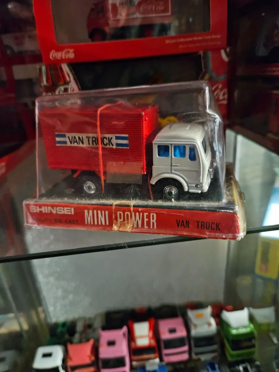 Corgi Minipower Mercedes Truck - Image 1