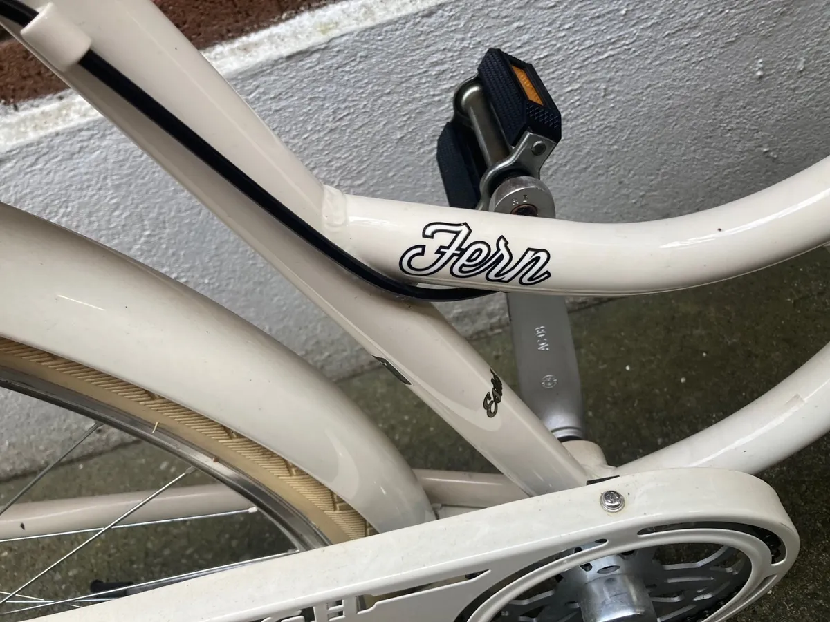 Ladies bike - Image 4