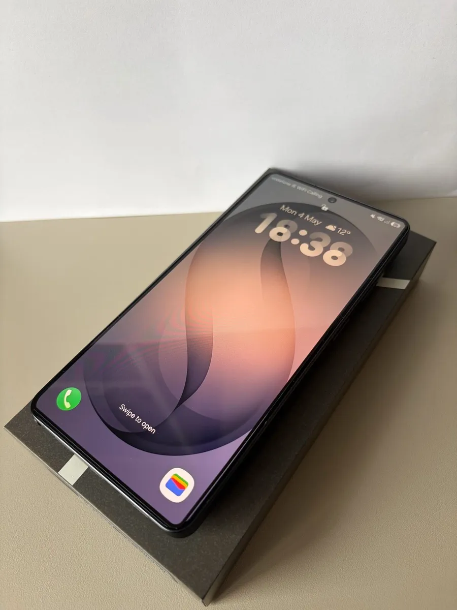Samsung S26 Ultra - Black - 256gb - Image 3