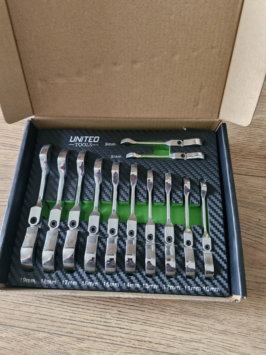 Stubby ratchet spanner sets - Image 1