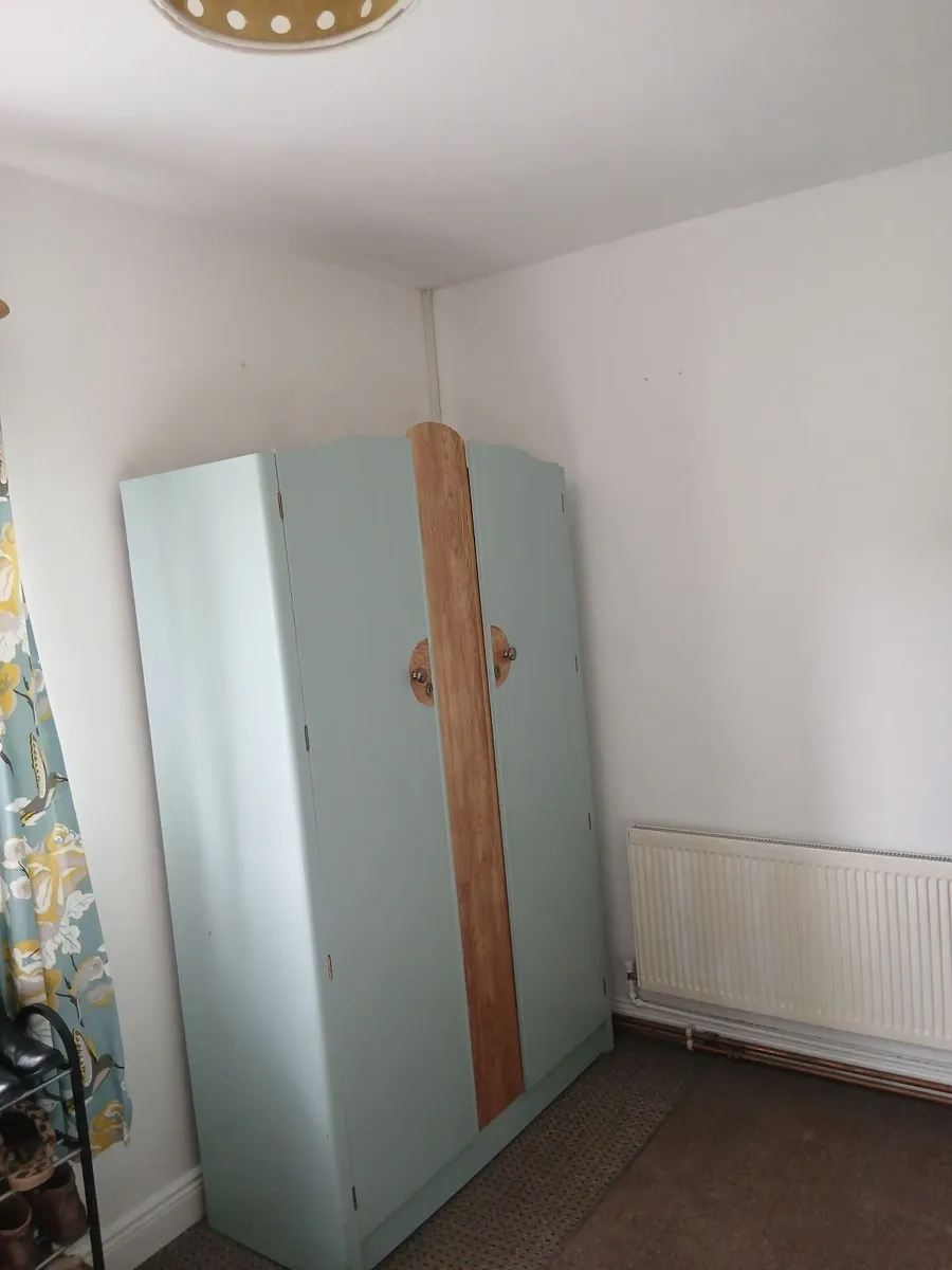 Wardrobe & Chest of Drawers - Image 3
