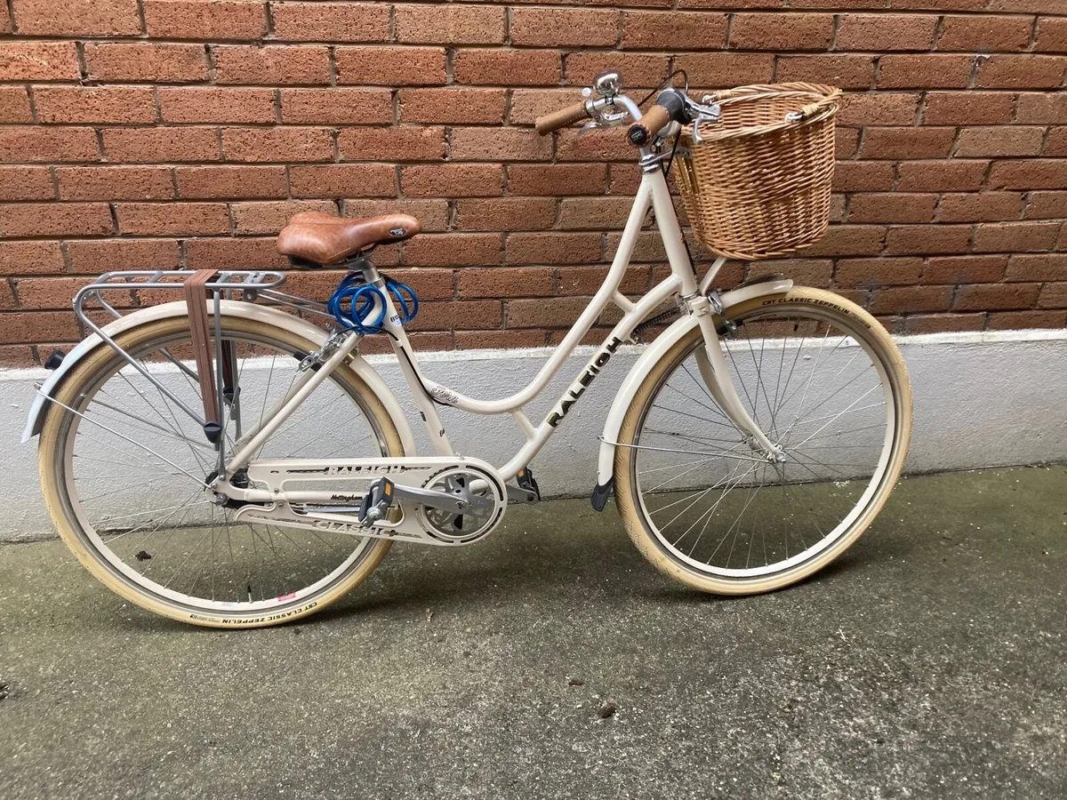 Ladies bike - Image 1