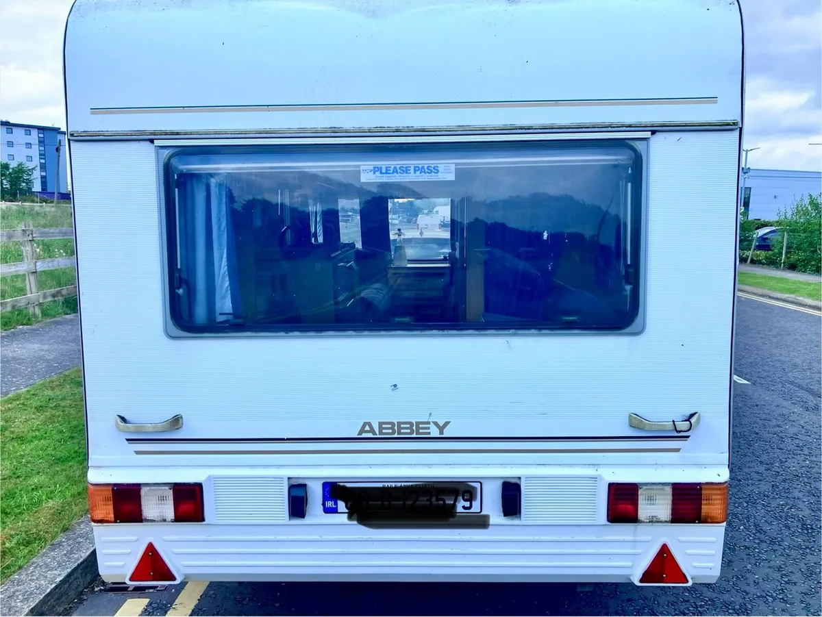 Caravan - Image 4