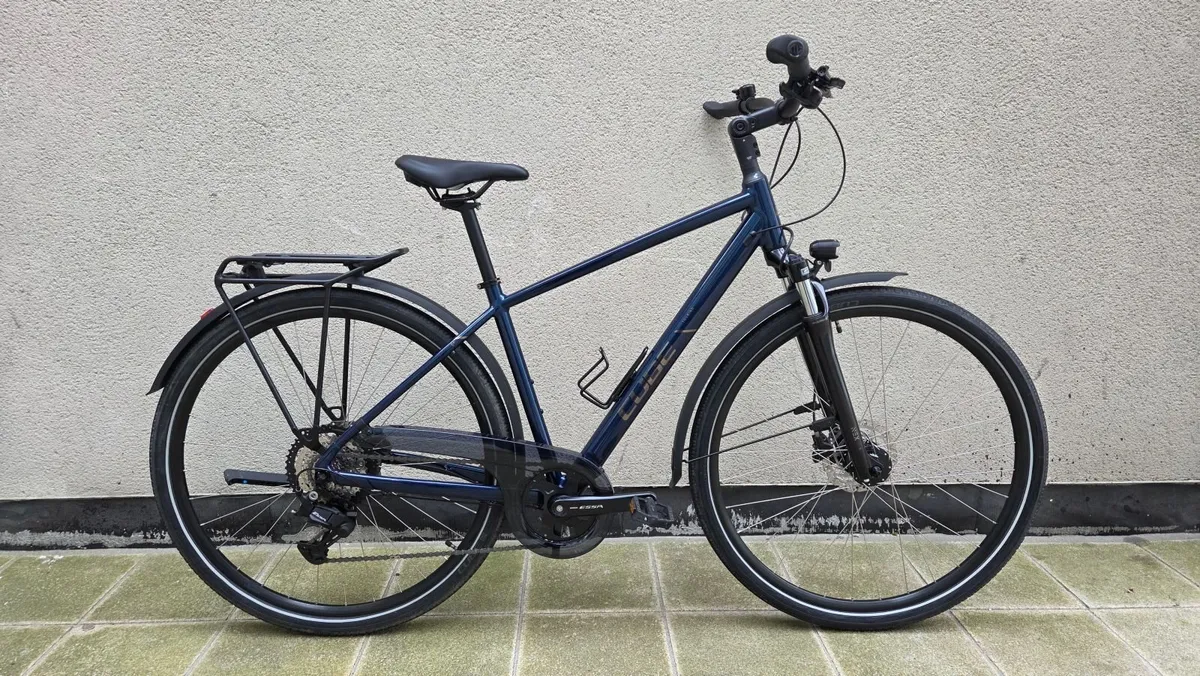Cube Touring One 2025 hybrid bike - Image 1