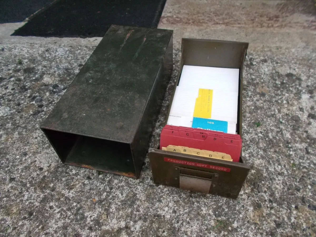 Metal Index card Filing Cabinet - Image 3