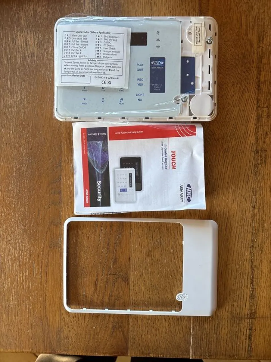 2 HKC Intruder Alarm Touchscreen Keypads - Image 3