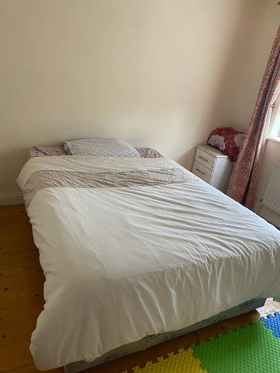 Double bed - Image 3