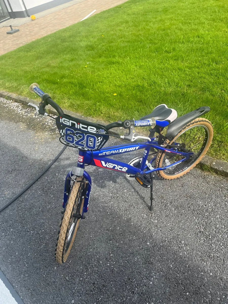 Boys bike - Image 2
