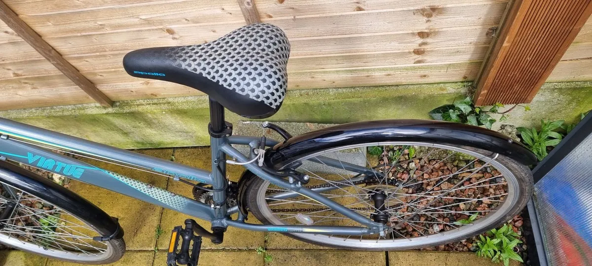 Apollo Virtue Hybrid Bike – Excellent Condition - Image 3