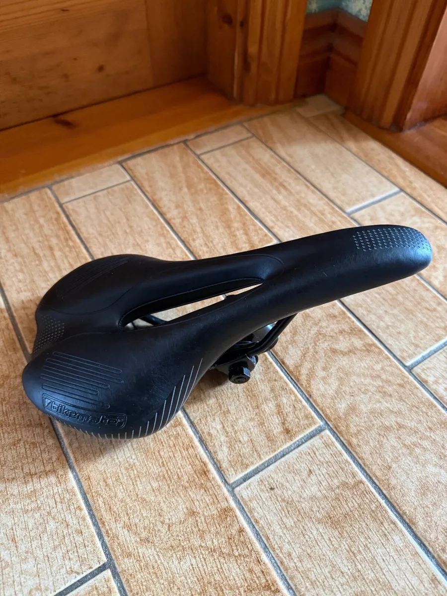 Mountain Bike Saddle - Image 3